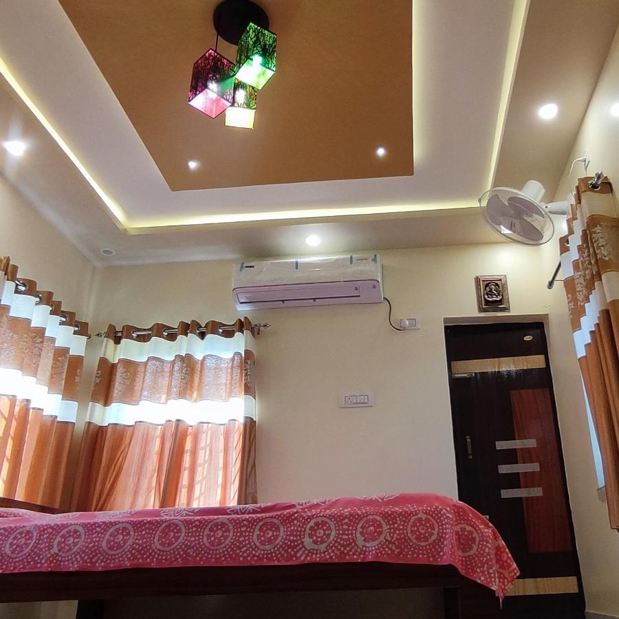 Apartamento Urban Sky Shānti Niketan Exterior foto